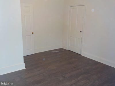 /international/us/26-walnut-street-salem-nj-110107075371/