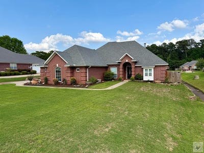 /international/us/5814-cathedral-dr-texarkana-ar-110108424934/