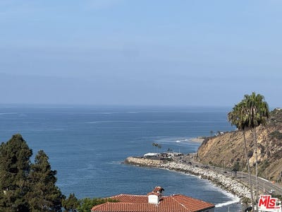 /international/us/17866-tramonto-dr-pacific-palisades-ca-110119706671/