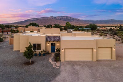 /international/us/953-camino-sin-pasada-corrales-nm-110108173071/