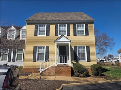 /international/us/27-capps-quarter-hampton-va-110107035948/