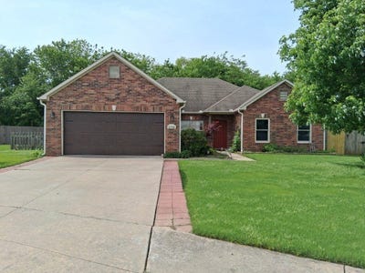 /international/us/11711-e-creek-lane-farmington-ar-110108059353/
