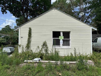 /international/us/502-w-coy-avenue-silver-lake-in-110101448868/