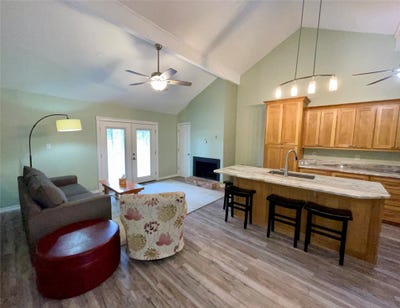 /international/us/197-holly-hill-circle-holly-lake-ranch-tx-110105281851/