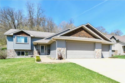 /international/us/357-glenmeadow-street-river-falls-wi-110107510355/