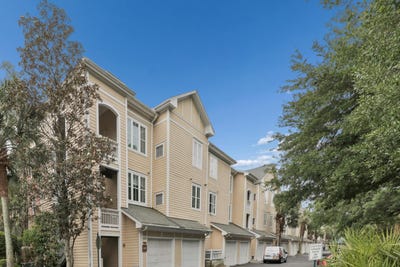 /international/us/260-seven-farms-charleston-sc-110107893968/