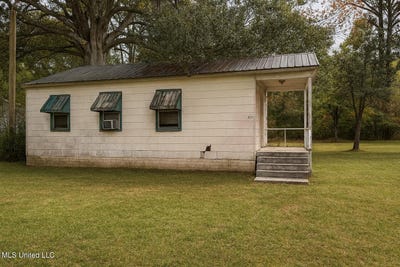 /international/us/806-n-jackson-street-brookhaven-ms-110103959805/