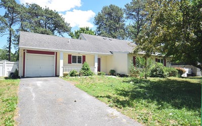 /international/us/3-willow-ct-medford-ny-110105051974/