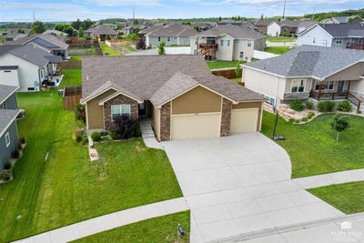 /international/us/8796-n-kelliann-way-manhattan-ks-110100634466/