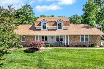 /international/us/1748-golden-lake-court-chesterfield-mn-110108477489/