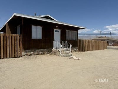 /international/us/13408-mariposa-st-trona-ca-110101036870/?lang=zh-cn