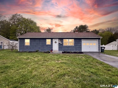 /international/us/145-indian-field-road-groton-ct-110108196846/