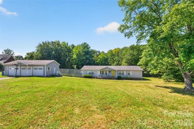 /international/us/455-hubbard-road-hickory-nc-110120093708/