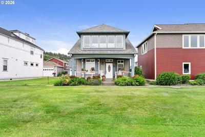 /international/us/230-roundhouse-rd-astoria-or-110108690849/