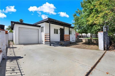 /international/us/334-w-california-avenue-vista-ca-110119545118/
