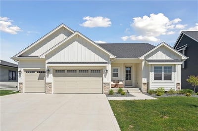 /international/us/5016-nw-13th-street-ankeny-ia-110108478369/