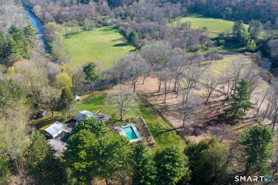 /international/us/415-south-street-litchfield-ct-110107502939/