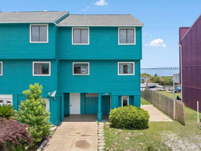 /international/us/3222-quietwater-ln-gulf-breeze-fl-110100677314/