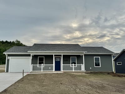 /international/us/281-aspen-hill-drive-shelby-mi-110100195915/
