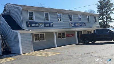 /international/us/682-old-colony-road-meriden-ct-110107569591/