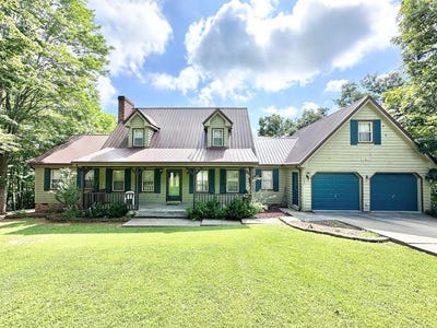 /international/us/1153-hemlock-ln-princeton-wv-110101038051/