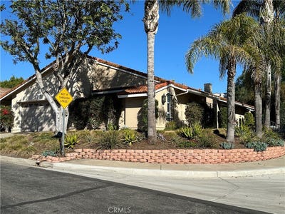 /international/us/5219-moya-laguna-woods-ca-110098936593/
