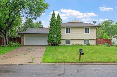 /international/us/7090-146th-street-w-apple-valley-mn-110100471348/