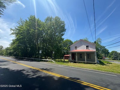 /international/us/30-chatham-street-nassau-ny-110099821338/