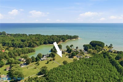/international/us/hopedale-farm-road-reedville-va-110120415697/