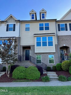 /international/us/603-old-mill-village-drive-apex-nc-110108170643/