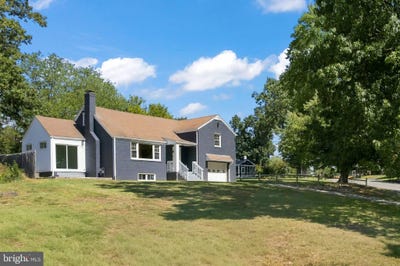 /international/us/8509-schultz-road-clinton-md-110110235206/