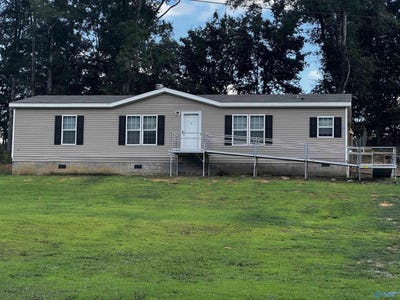 /international/us/2405-county-road-118-centre-al-110100241339/