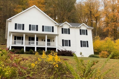 /international/us/71-ledges-road-ridgefield-ct-110108441482/