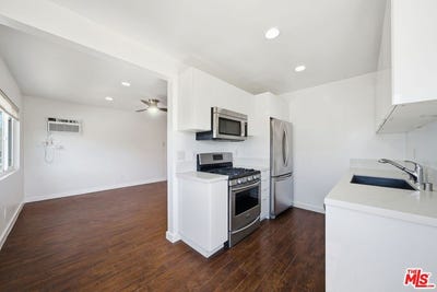 /international/us/510-pacific-ave-venice-ca-110107350704/