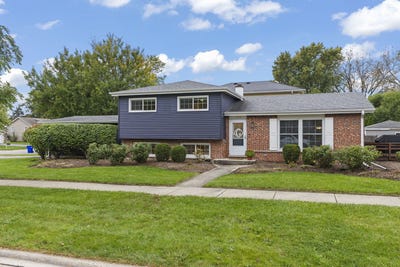 /international/us/1020-s-prospect-street-wheaton-il-110120711928/