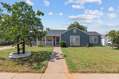 /international/us/708-n-7th-st-lamesa-tx-110100632014/
