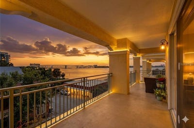/international/us/700-n-osceola-avenue-clearwater-fl-110110327670/