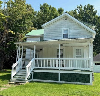 /international/us/3-barclay-st-potsdam-ny-110094434391/