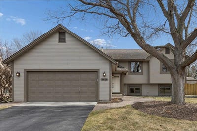 /international/us/8444-underwood-lane-n-maple-grove-mn-110107152034/