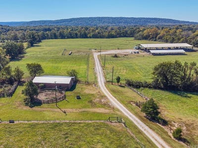 /international/us/360-hwy-27-story-ar-110108441566/