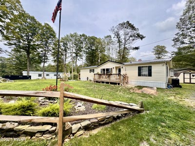 /international/us/140-rustic-road-greentown-pa-110101449172/