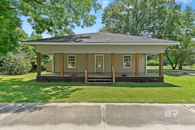 /international/us/211-s-presley-street-atmore-al-110108169729/