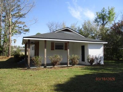 /international/us/13-w-lee-avenue-lakeland-ga-110107821094/