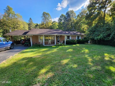 /international/us/6219-laurel-grove-road-norton-va-110102407894/