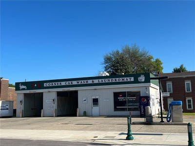 /international/us/104-w-central-street-springfield-mn-110093418891/