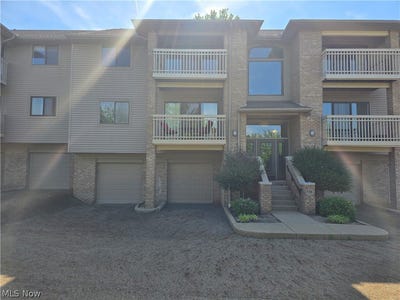 /international/us/3800-rosemont-boulevard-akron-oh-110108581259/
