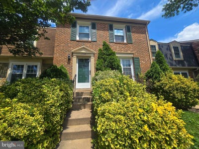 /international/us/4453-edan-mae-court-annandale-va-110104930528/