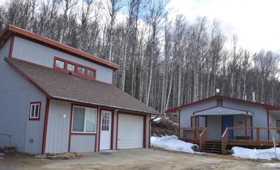 /international/us/1200-s-earth-farm-court-fairbanks-ak-110107987339/