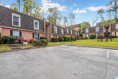 /international/us/151-old-montgomery-highway-birmingham-al-110106976024/