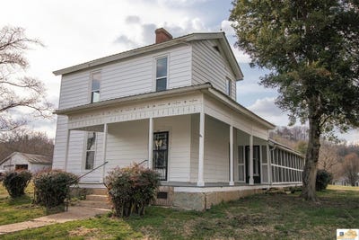 /international/us/141-n-high-street-burkesville-ky-110106185269/